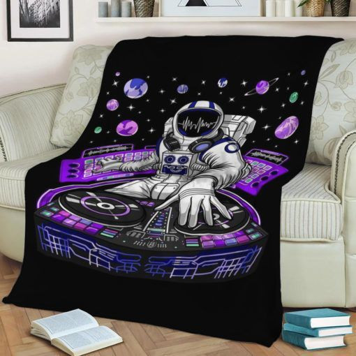 ASTRONAUT TECHNO MUSIC DJ BEST SELLER FLEECE BLANKET GIFT FOR FAN ASTRONAUT TECHNO MUSIC DJ BEST SELLER FLEECE BLANKET GIFT FOR FAN