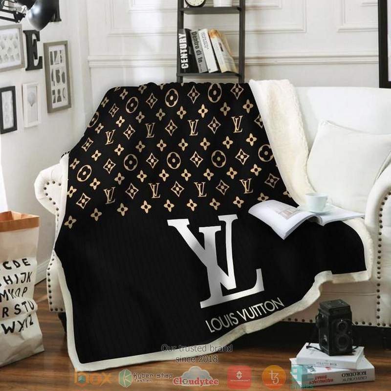 Louis Vuitton Black Fleece Blanket Louis Vuitton Black Fleece Blanket