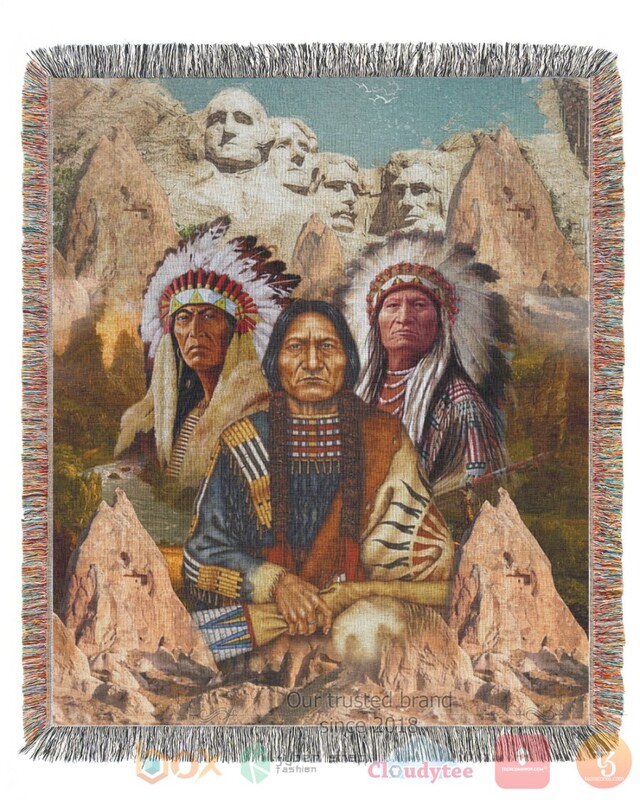 Mount Rushmore And Native American Pattern Blanket Mount Rushmore And Native American Pattern Blanket