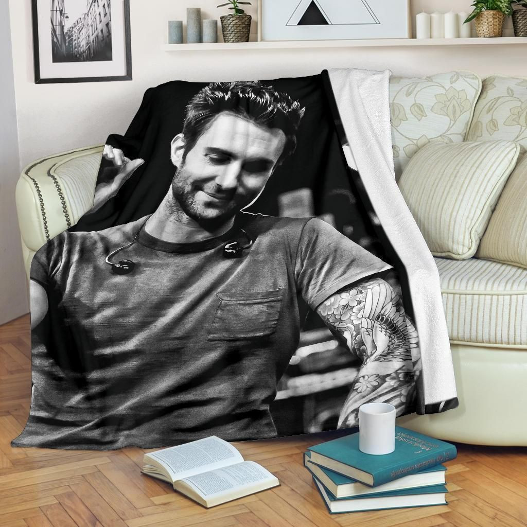 ADAM LEVINE SINGER MAROON 5 FLEECE BLANKET GIFT FOR FAN ADAM LEVINE SINGER MAROON 5 FLEECE BLANKET GIFT FOR FAN