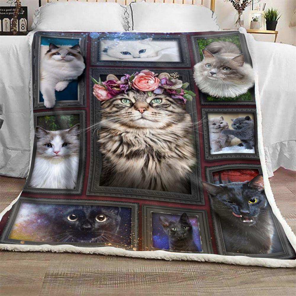Rosie Flowers Cat Blanket Rosie Flowers Cat Blanket