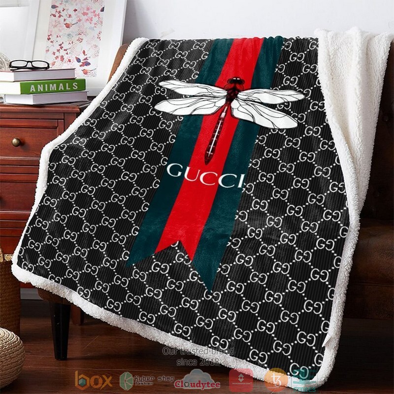 Gucci Dragonfly Black Fleece Blanket Gucci Dragonfly Black Fleece Blanket
