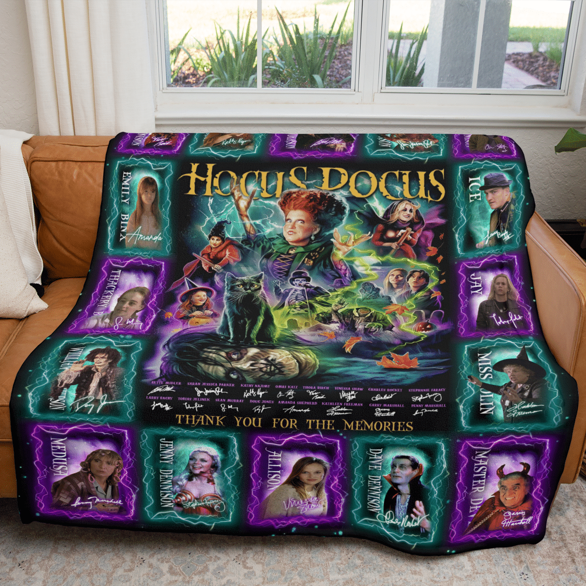 Hocus Pocus Characters Thank You For The Memories Fleece Blanket Hocus Pocus Characters Thank You For The Memories Fleece Blanket