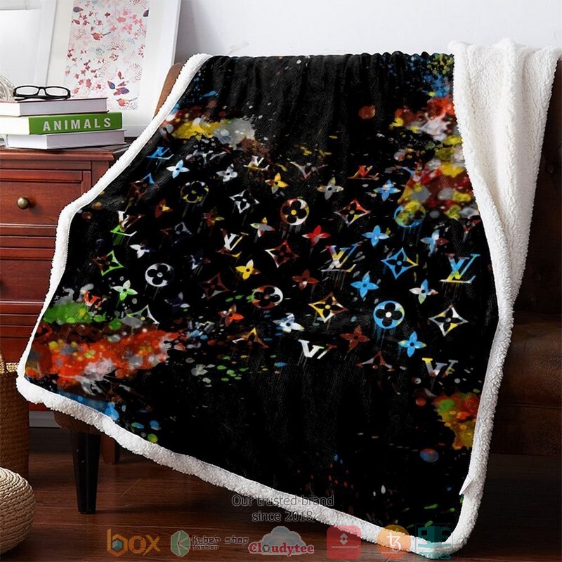 Louis Vuitton Colors Pattern Black Fleece Blanket Louis Vuitton Colors Pattern Black Fleece Blanket