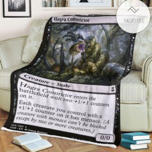 Znr 105 Hagra Constrictor Mtg Game Magic The Gathering Fleece Blanket