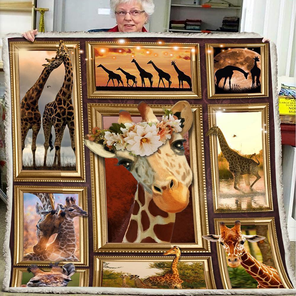 Huge Giraffe Blanket Huge Giraffe Blanket